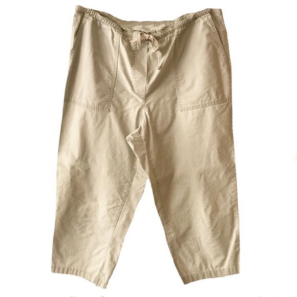 L.L. Bean Classic 100% Cotton Regular Fit Capri Size M - Picture 1 of 4